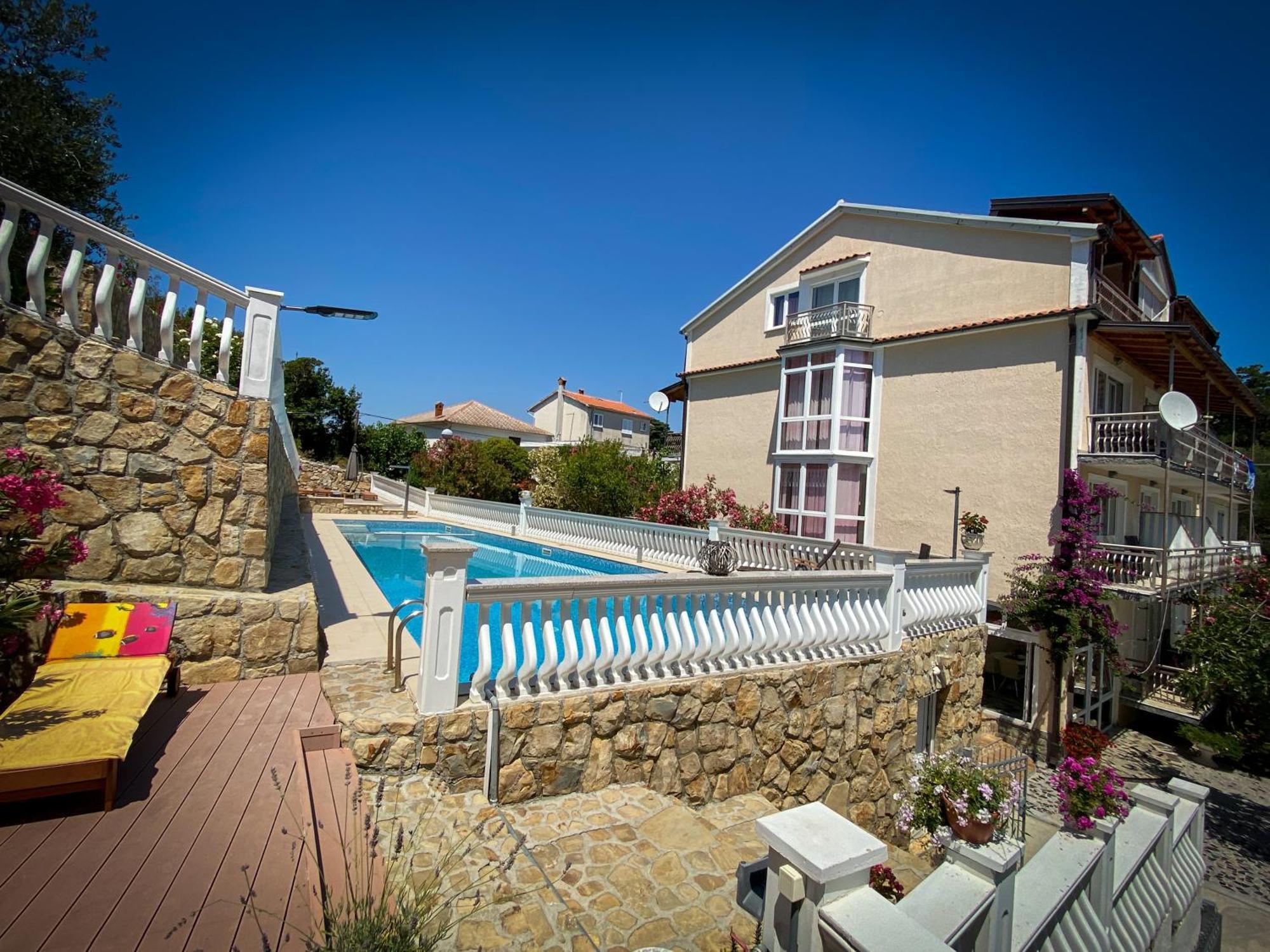 Apartments Happy Island Rab Rab Town Exterior foto