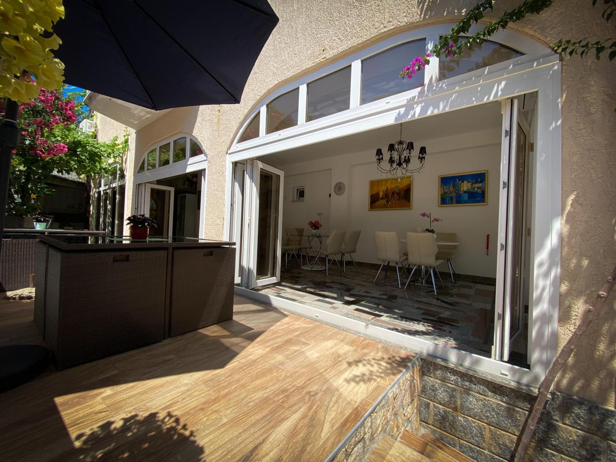 Apartments Happy Island Rab Rab Town Exterior foto
