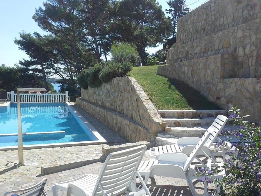 Apartments Happy Island Rab Rab Town Exterior foto